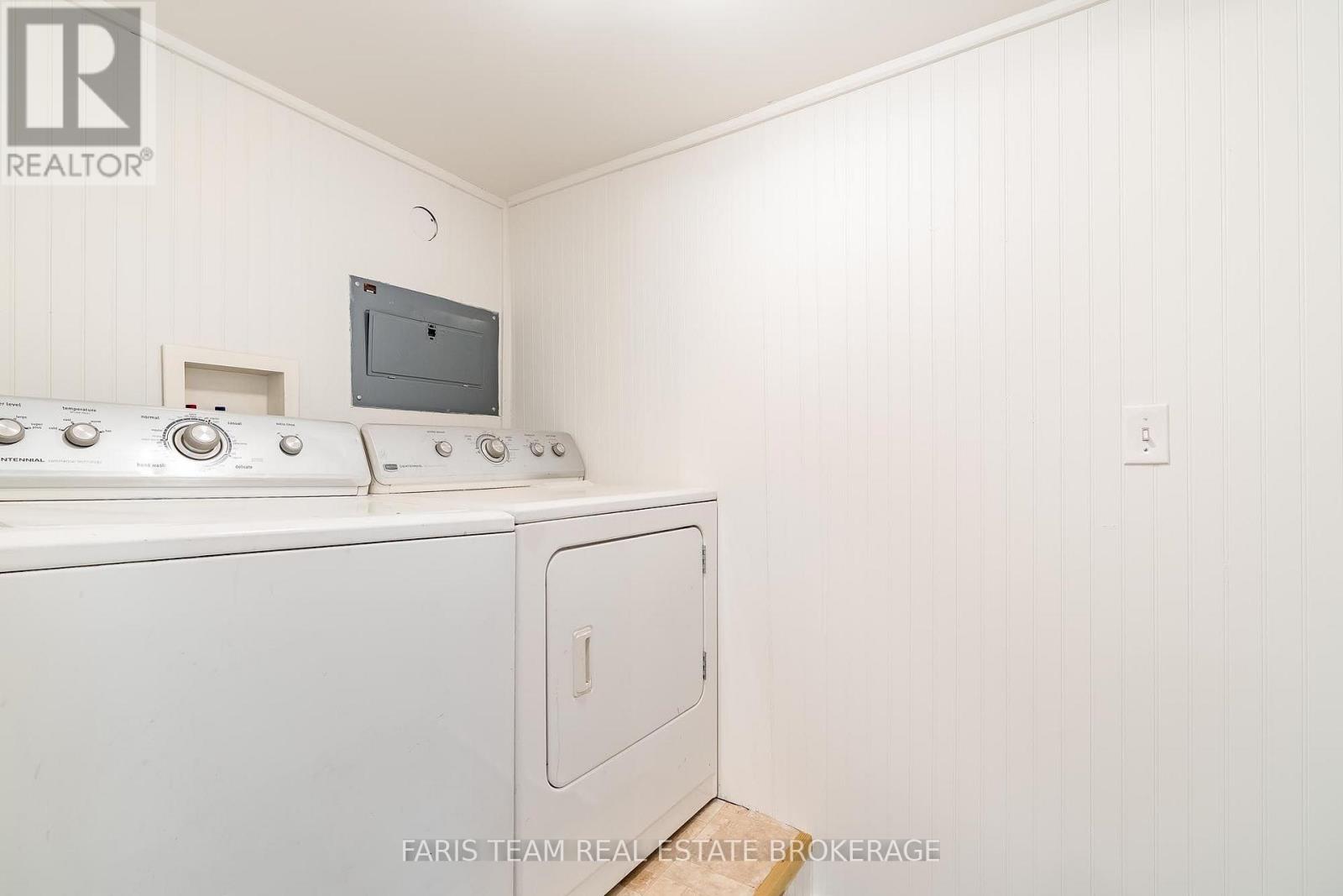 308 RUSSELL STREET - 15