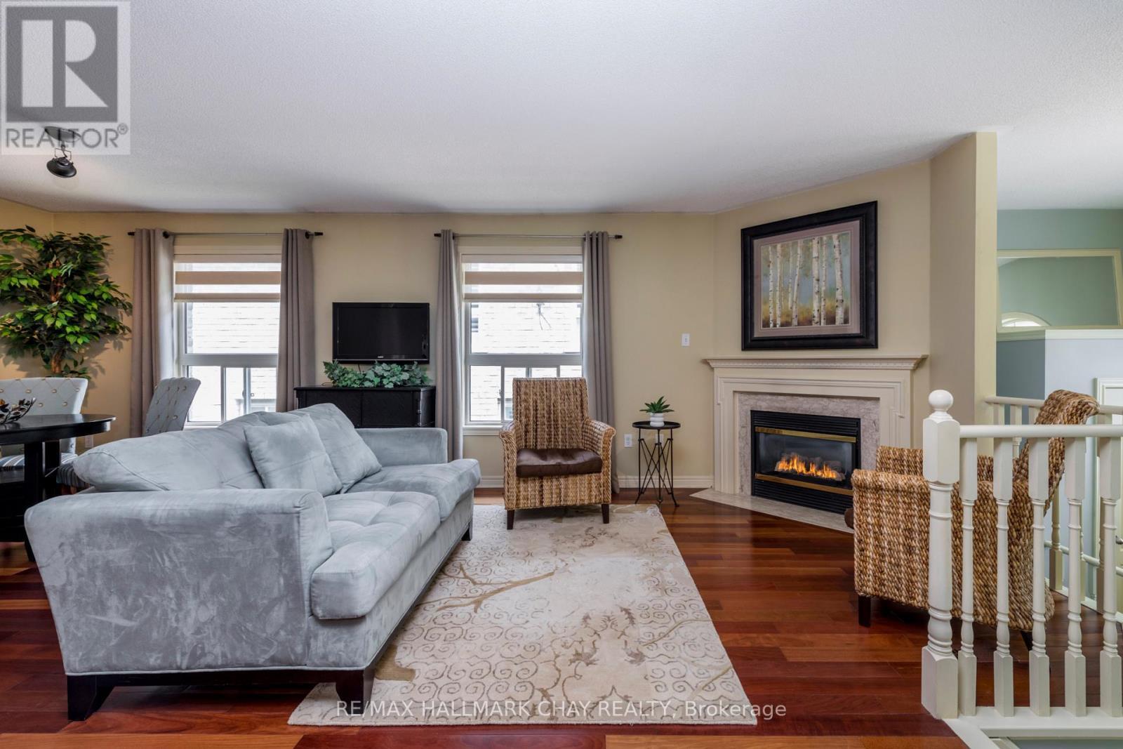 22 PETER STREET - 6