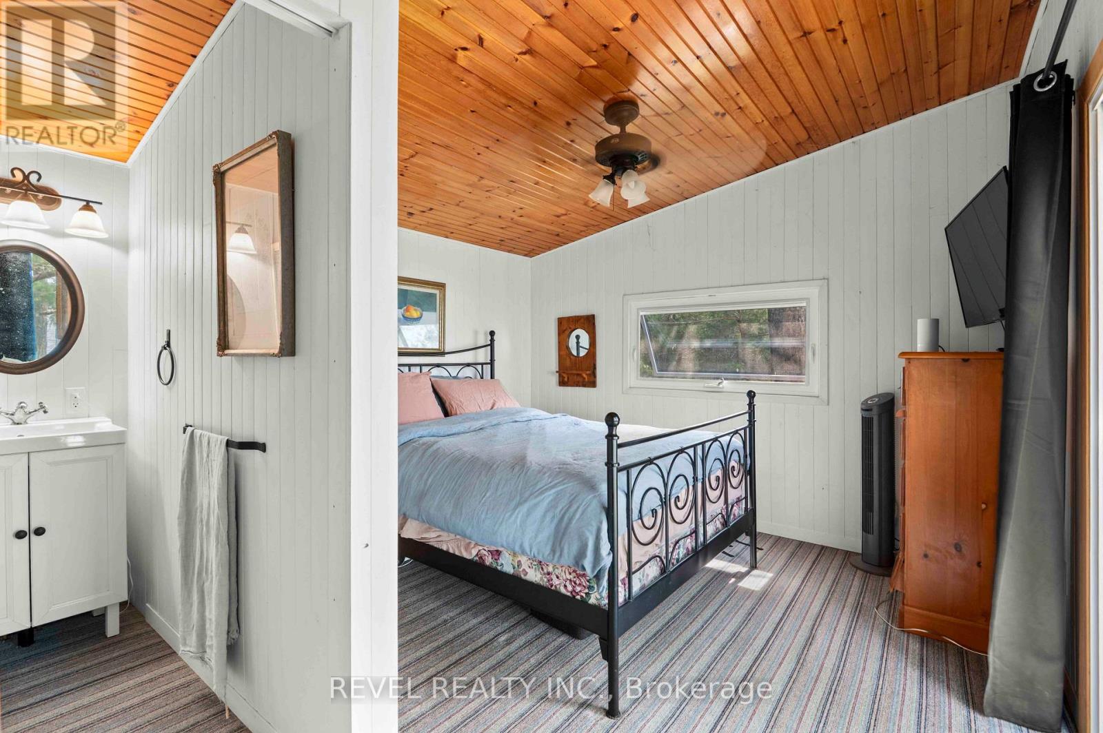86 LONG POINT ROAD - 44
