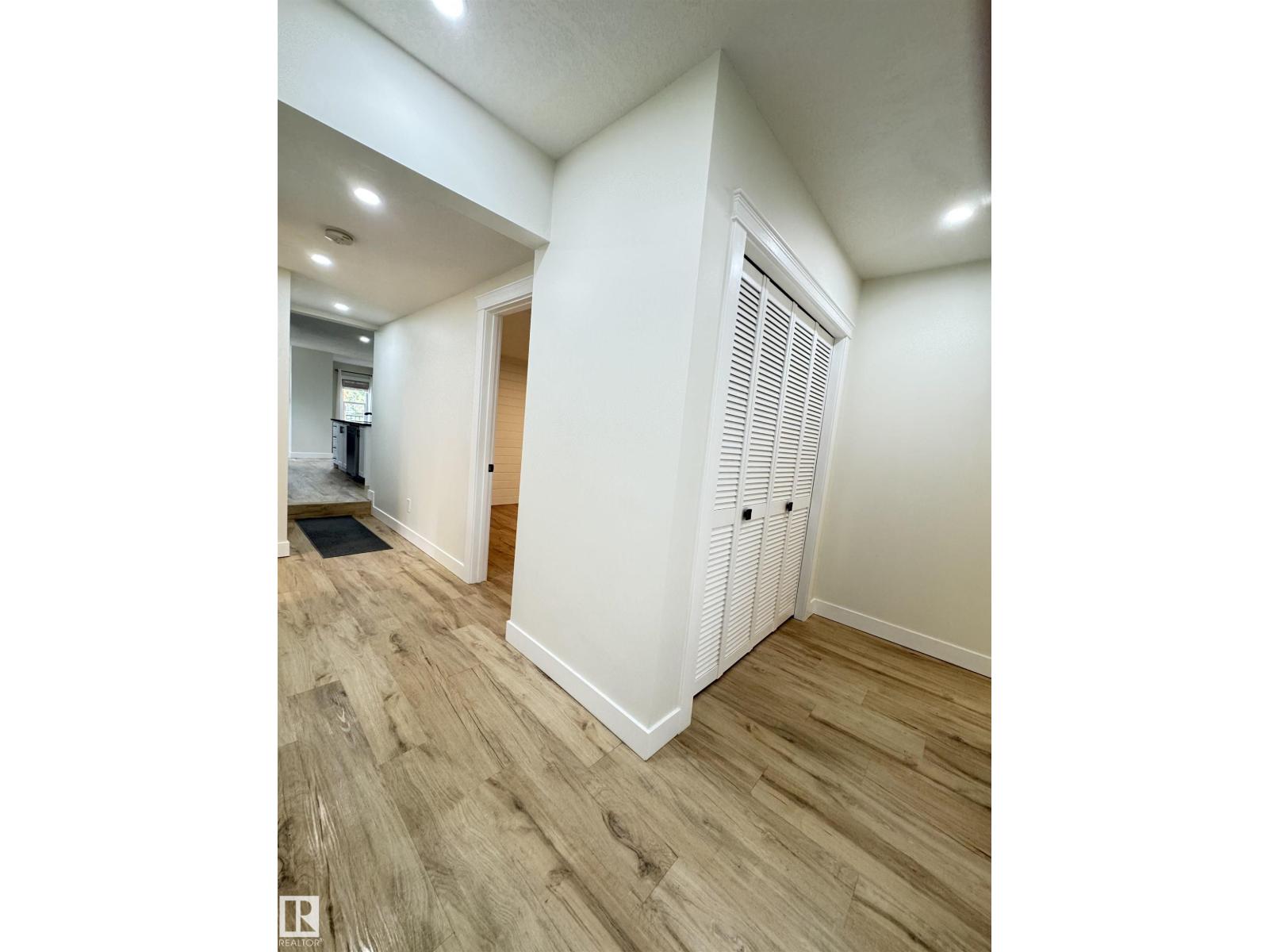 #701 55107 RGE ROAD 33 - 35
