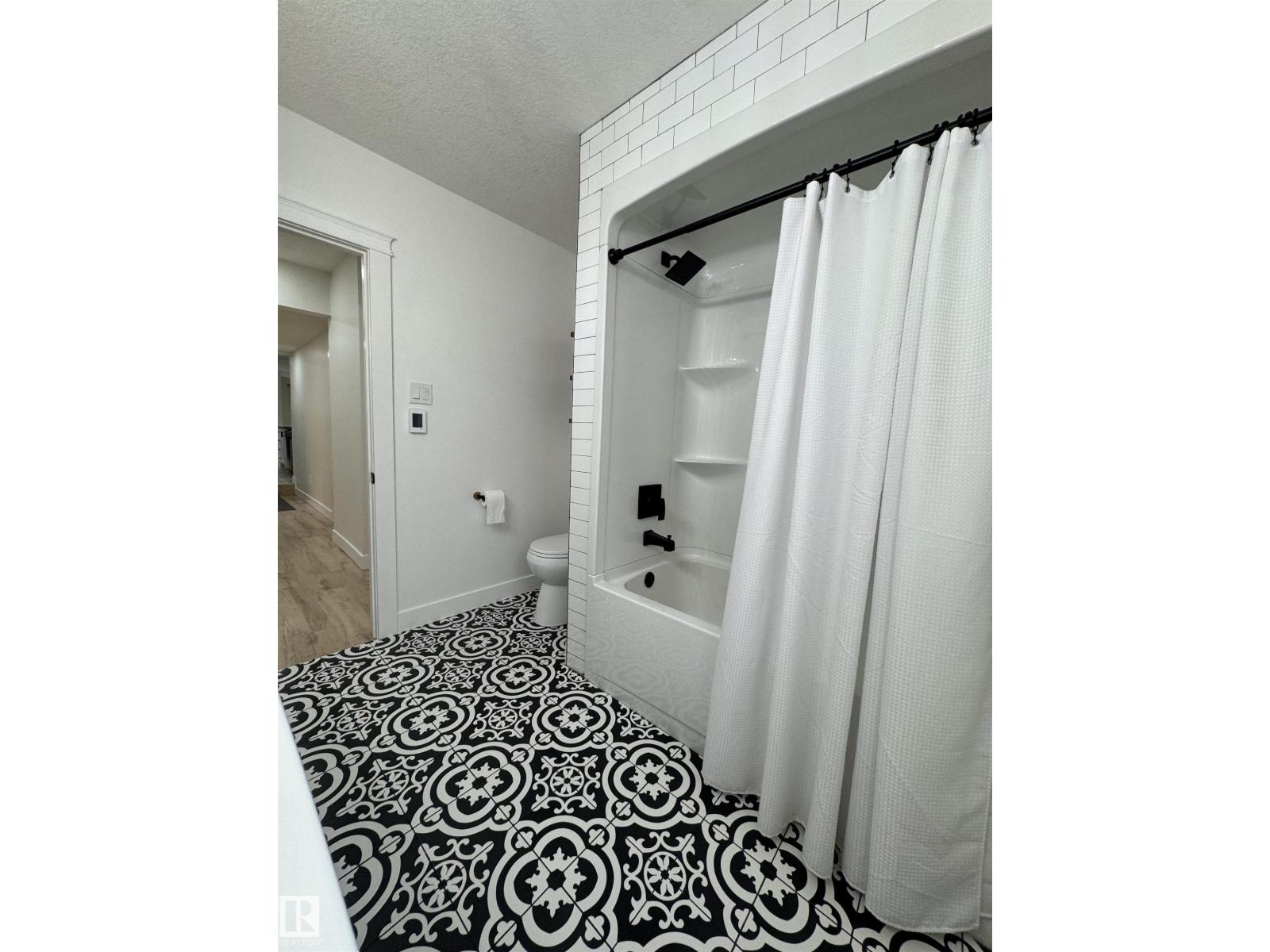 #701 55107 RGE ROAD 33 - 46
