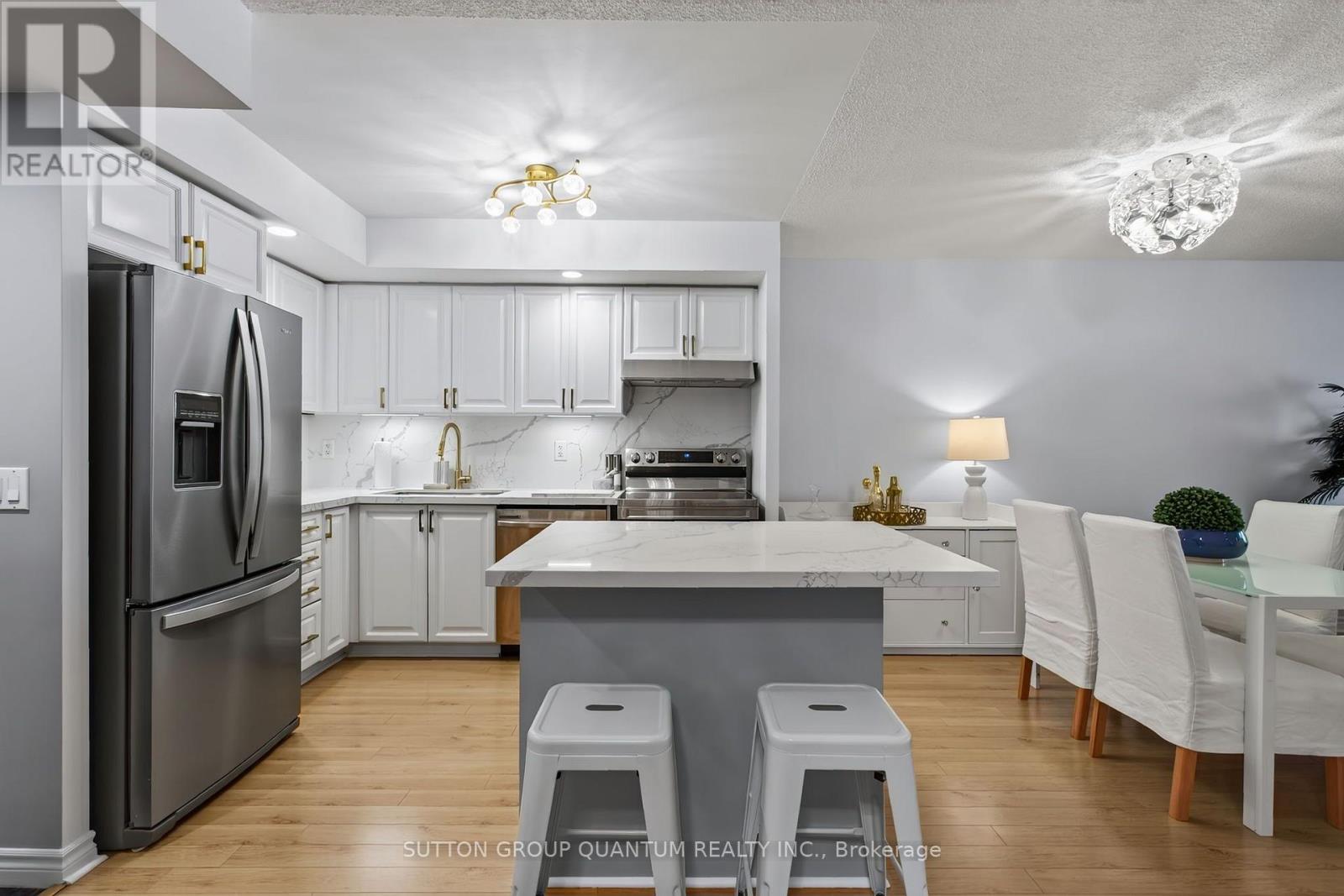 #723 5233 DUNDAS STREET W - 10