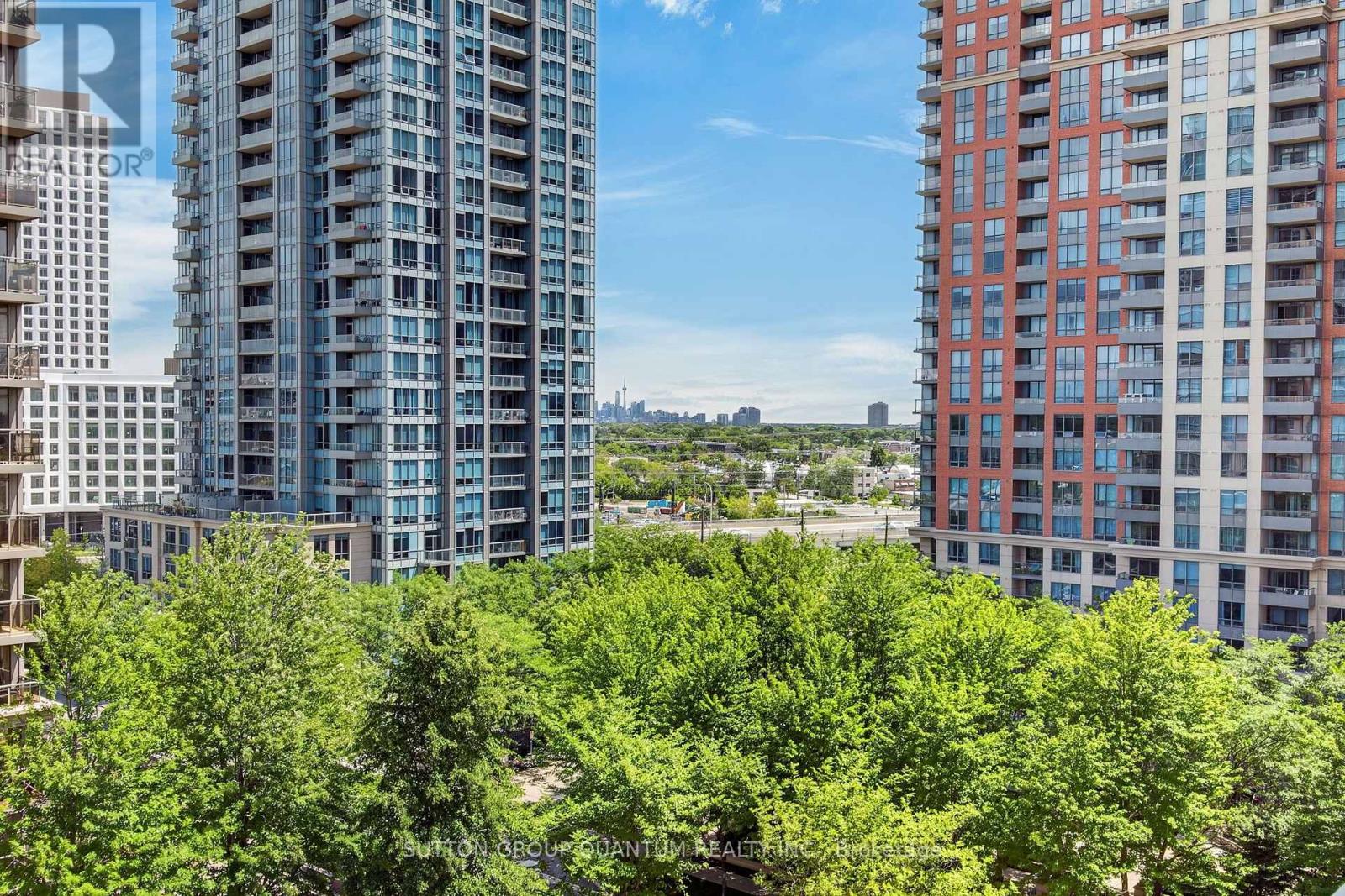 #723 5233 DUNDAS STREET W - 30