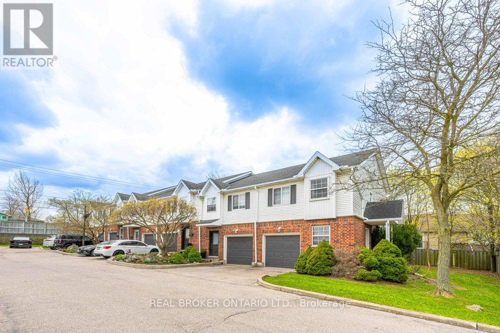 #2 185 HIGHLAND CRESCENT - 1