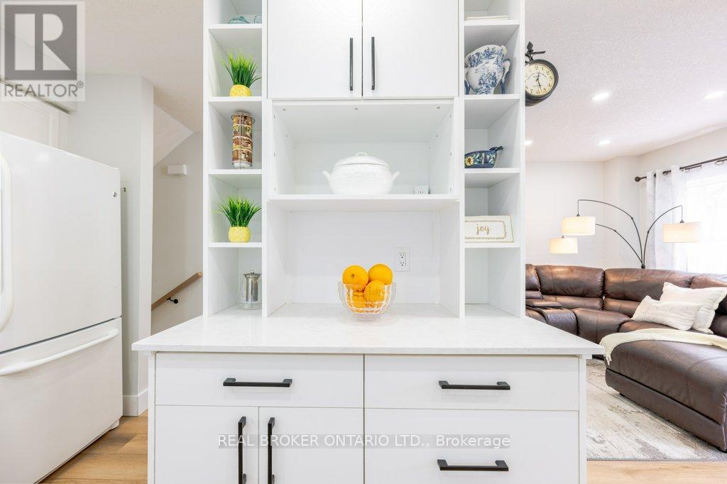 #2 185 HIGHLAND CRESCENT - 14