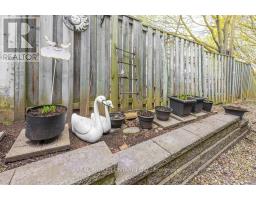 2 - 185 Highland Crescent, Kitchener, ON N2M5P8 Photo 36