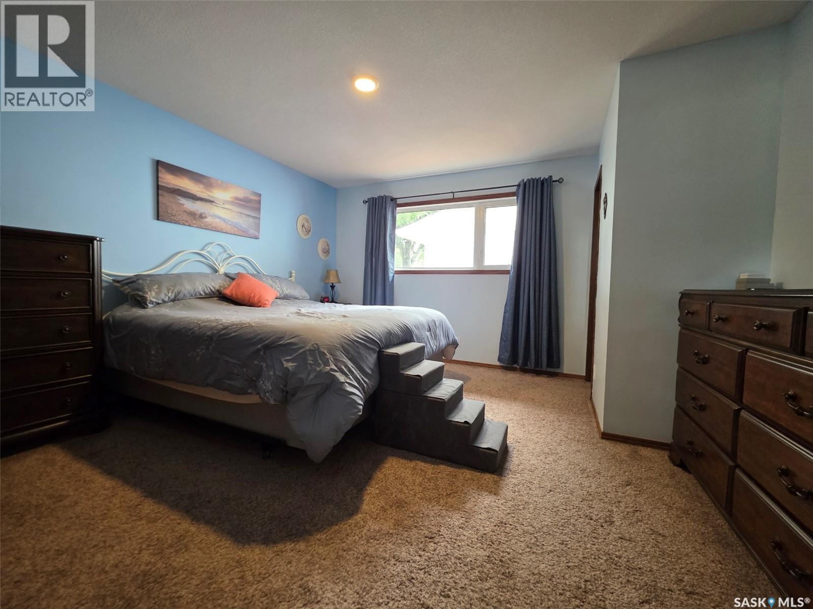 304 4th AVENUE SE - 10