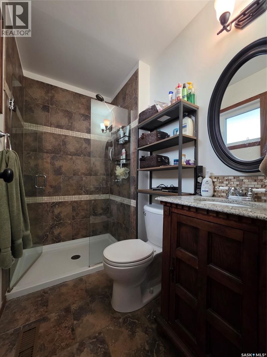 304 4th AVENUE SE - 11