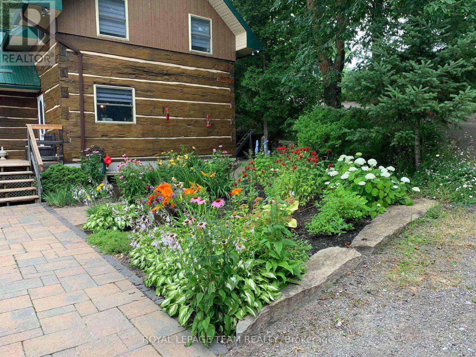 58 HENDRY LANE - Image 45