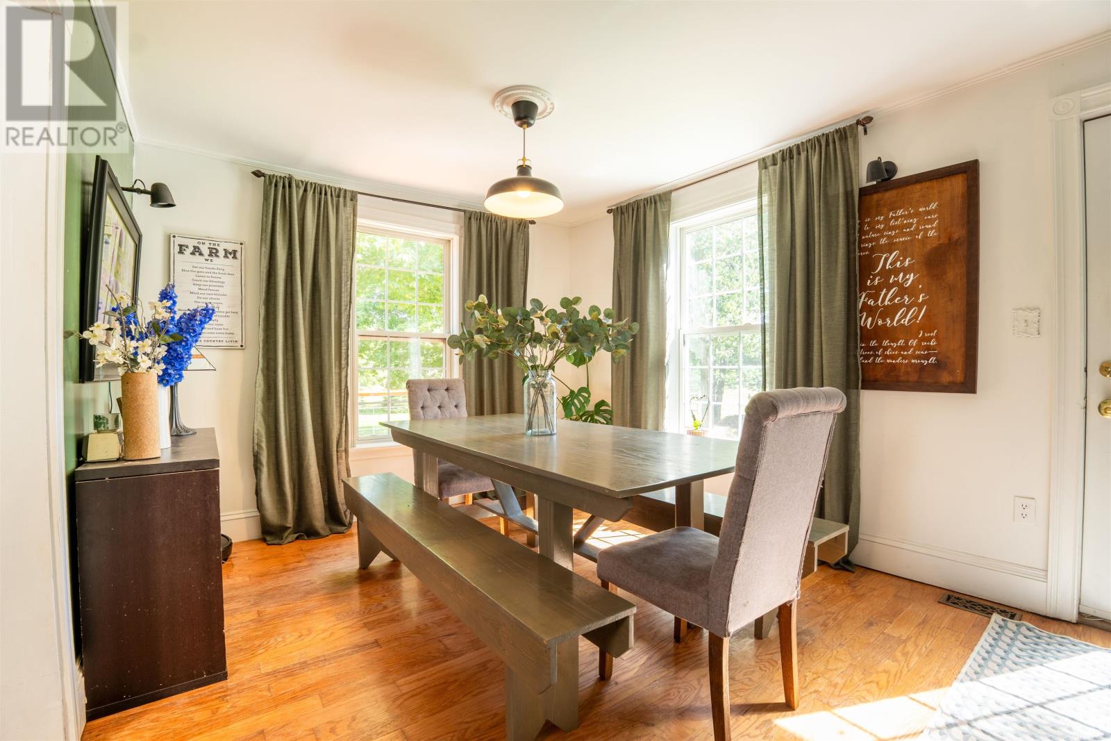 1242 NEW GLASGOW Road - 23