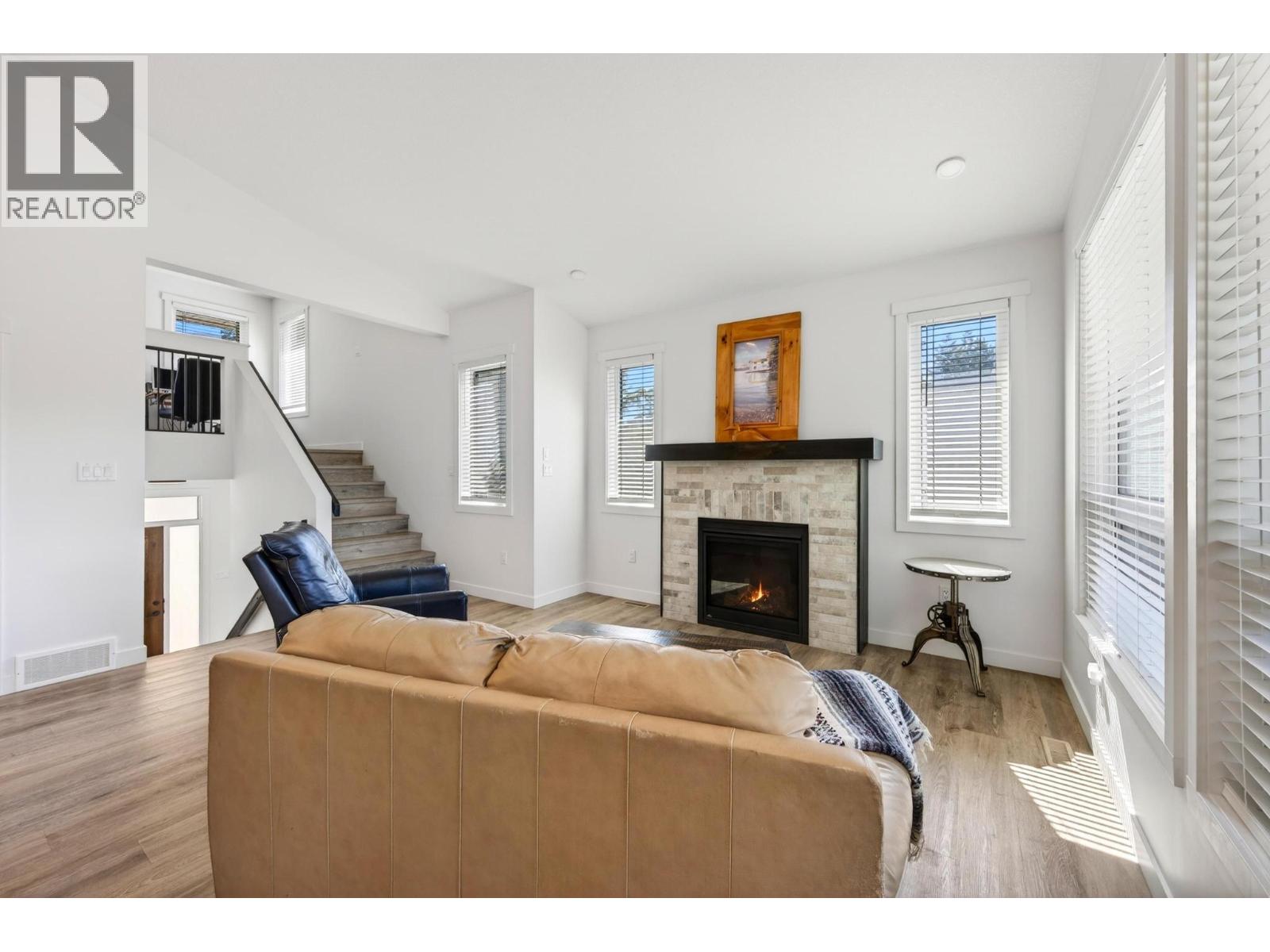 1542 Cedar Street - 32
