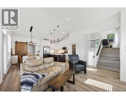1542 Cedar Street, Golden, BC V0A1H6 Photo 33