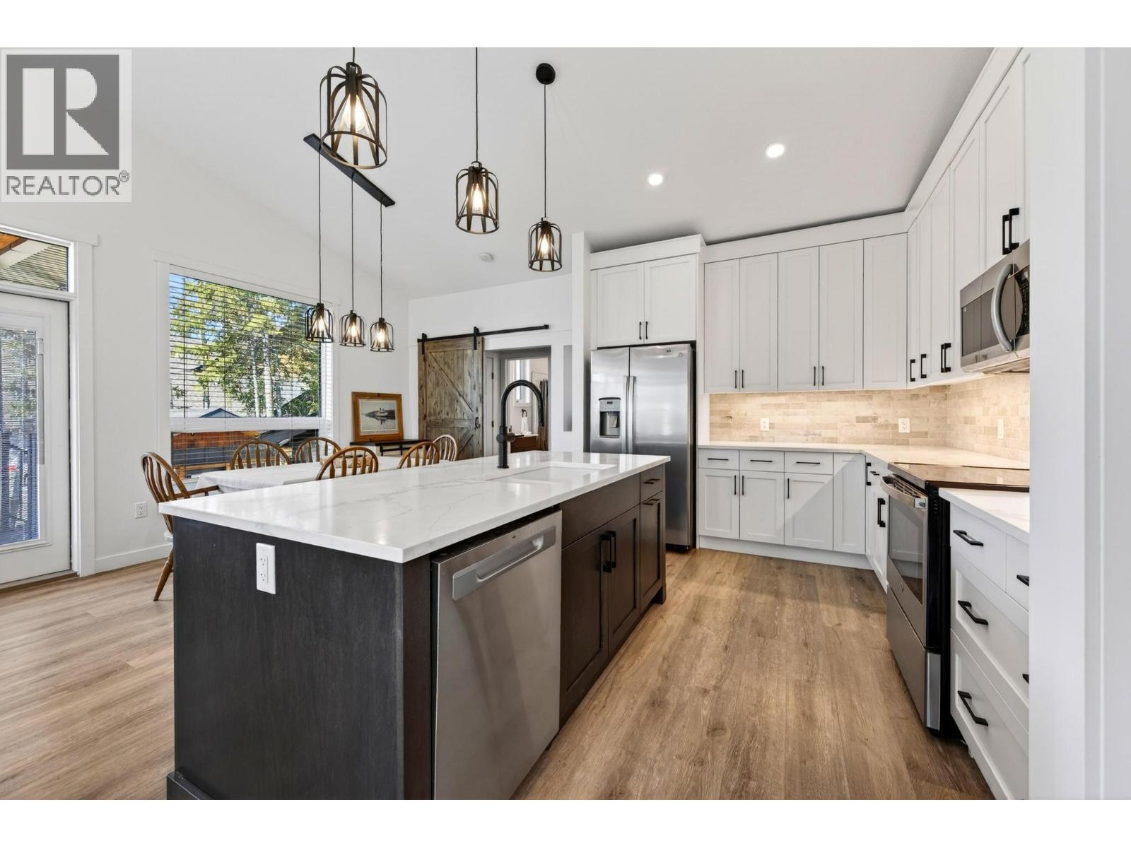 1542 Cedar Street - 40
