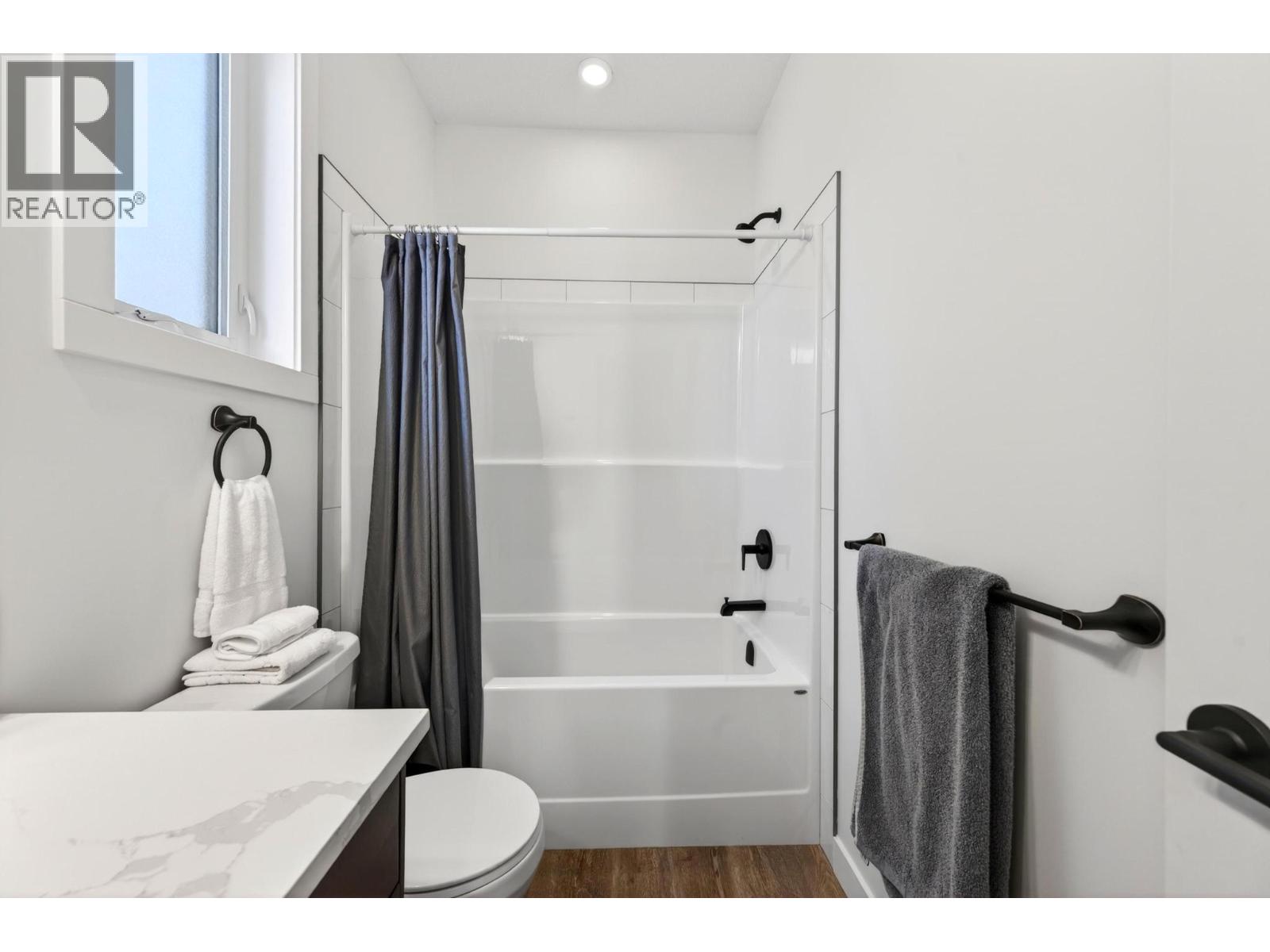 1542 Cedar Street - Image 49