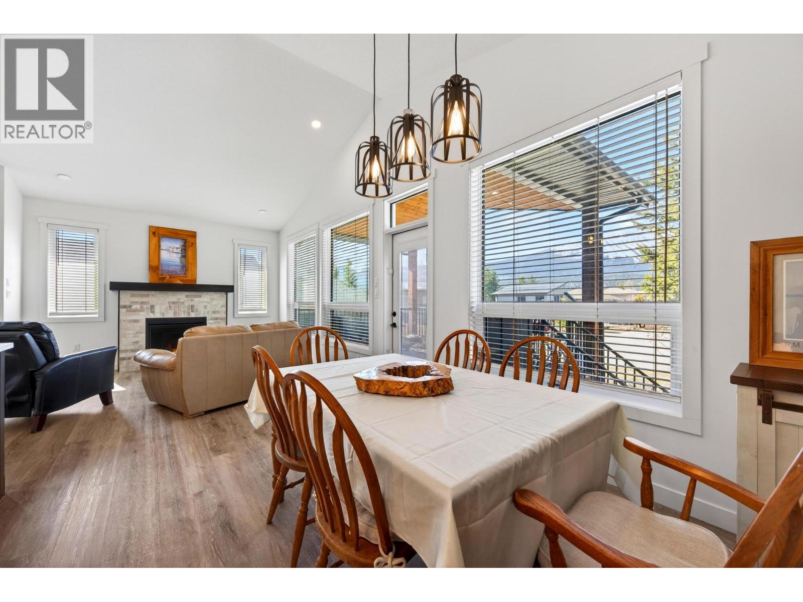 1542 Cedar Street - Image 45
