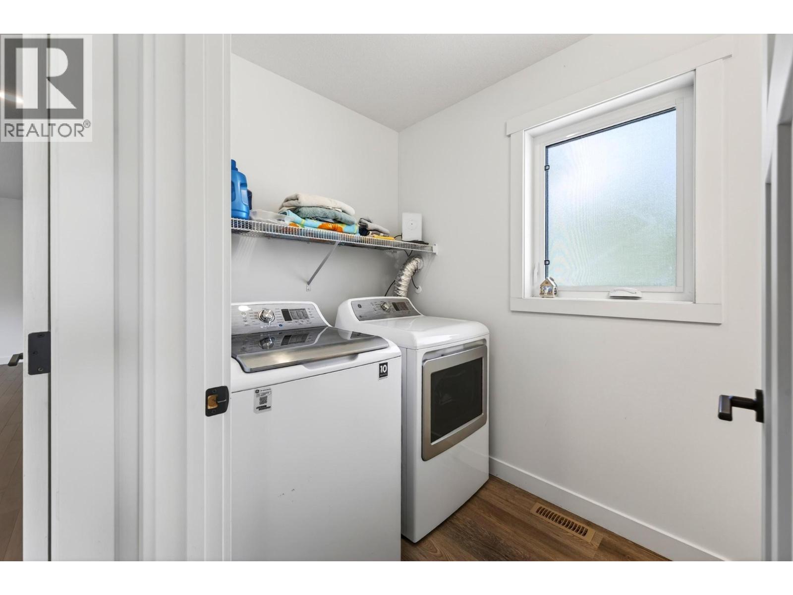 1542 Cedar Street - Image 80