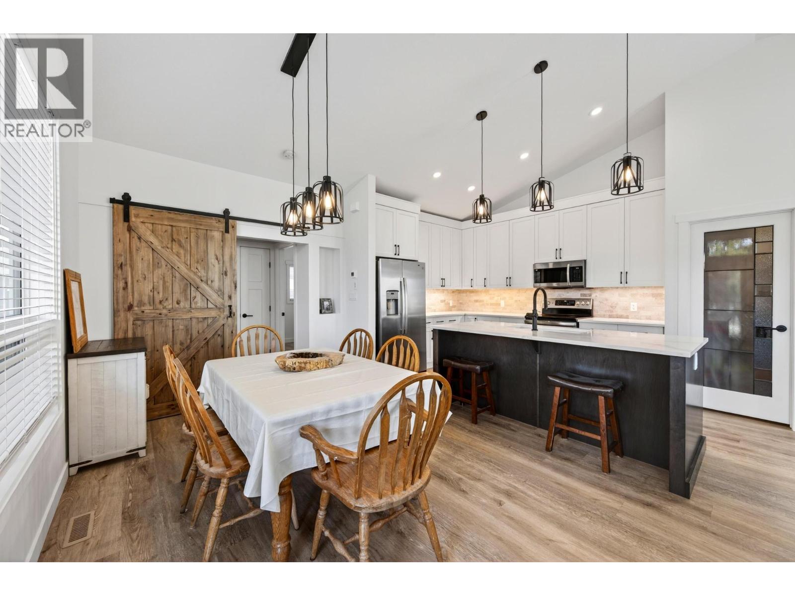 1542 Cedar Street - 36