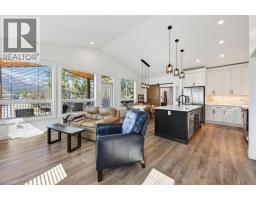 1542 Cedar Street, Golden, BC V0A1H6 Photo 28
