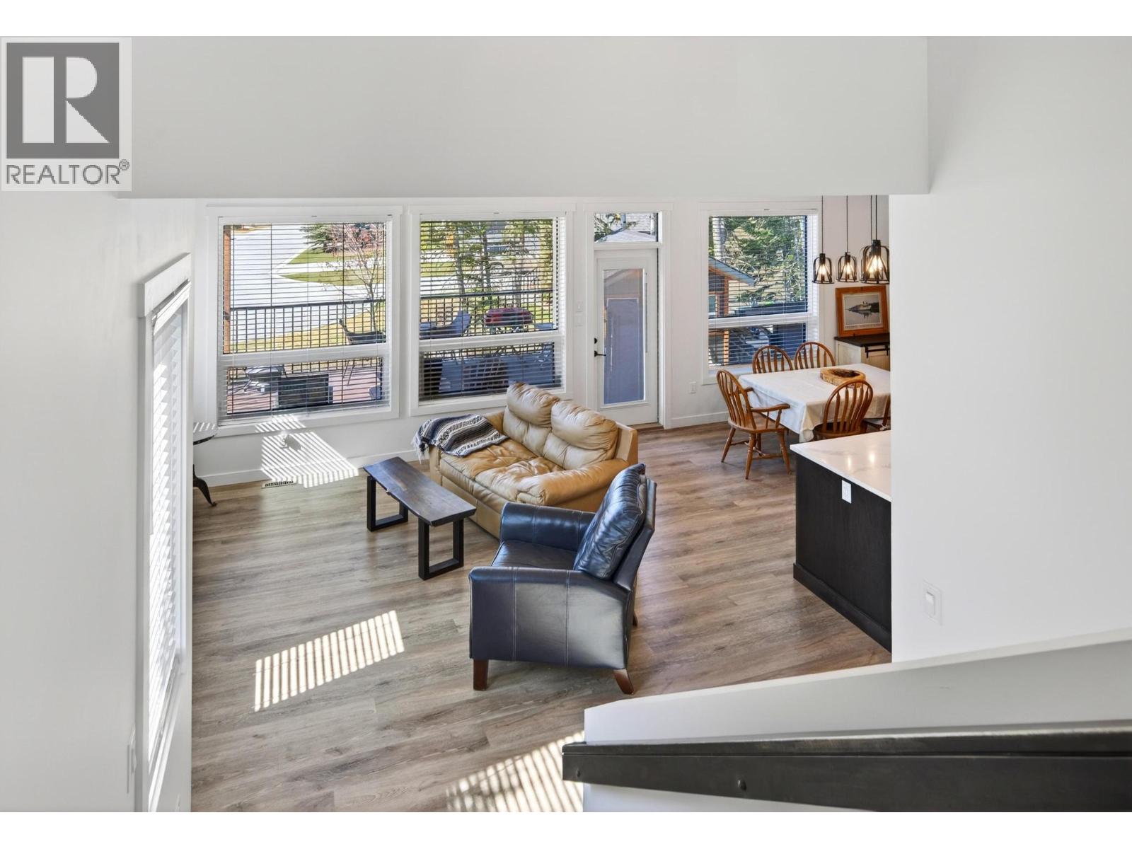 1542 Cedar Street - 72