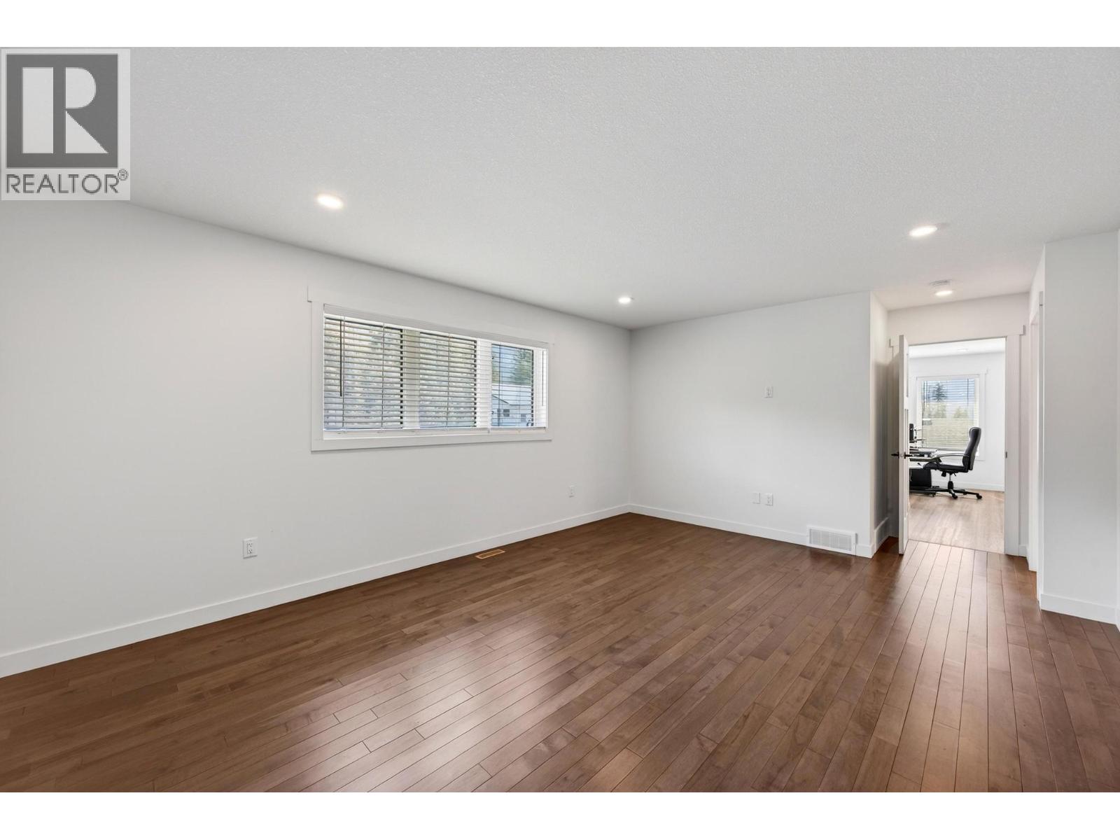 1542 Cedar Street - Image 73