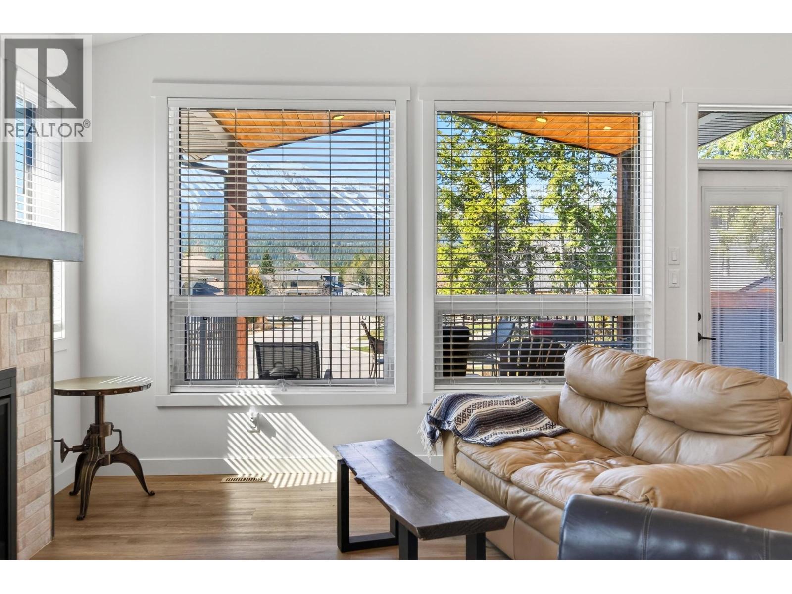 1542 Cedar Street - 29