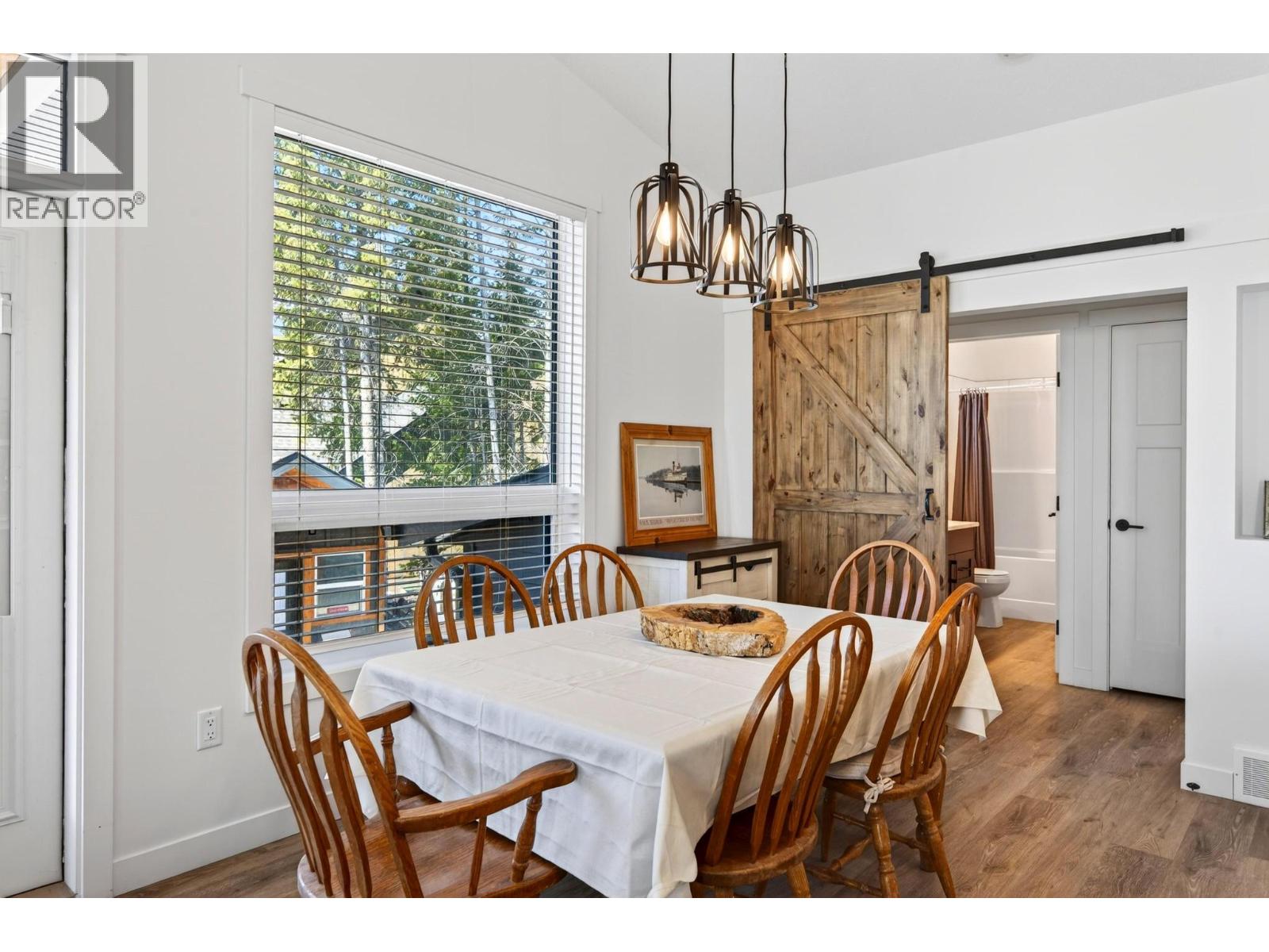 1542 Cedar Street - Image 37