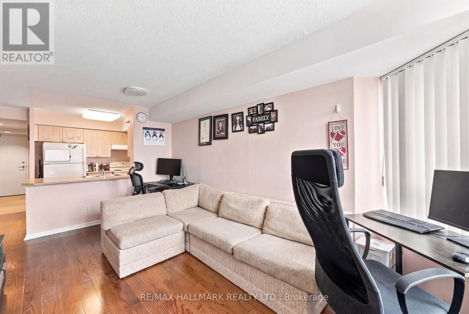 #515 153 BEECROFT ROAD - 7