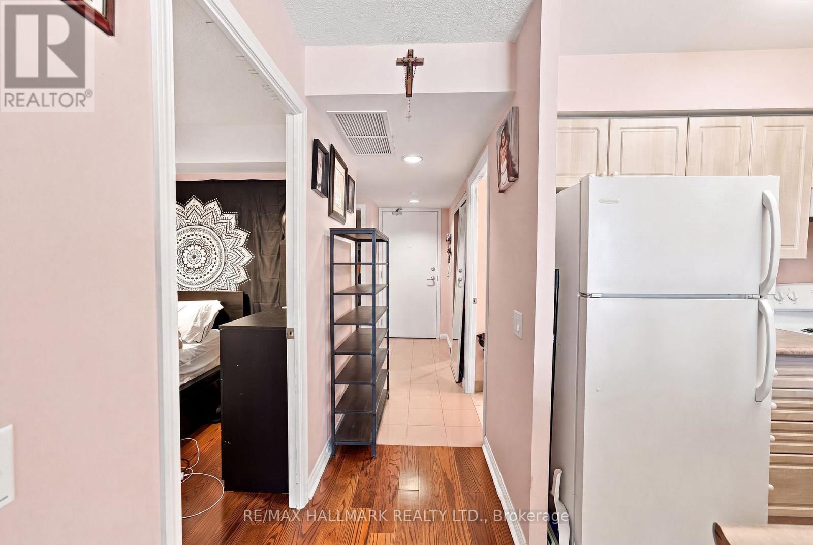 #515 153 BEECROFT ROAD - 6