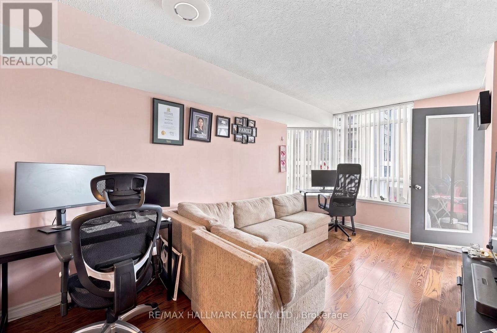 #515 153 BEECROFT ROAD - 9