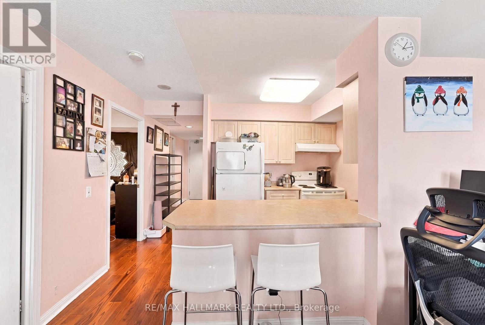#515 153 BEECROFT ROAD - 4