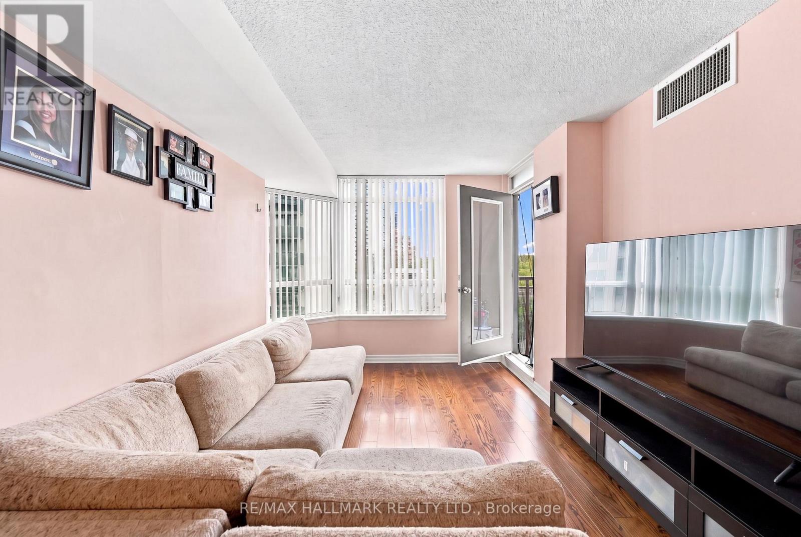 #515 153 BEECROFT ROAD - 8
