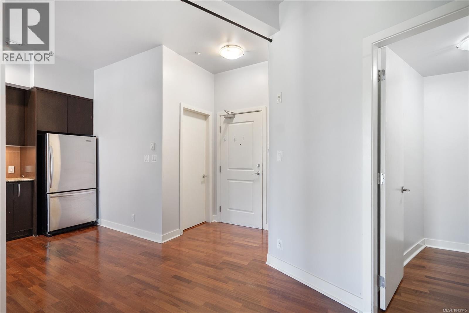 #409 1395 Bear Mountain Pkwy - 7