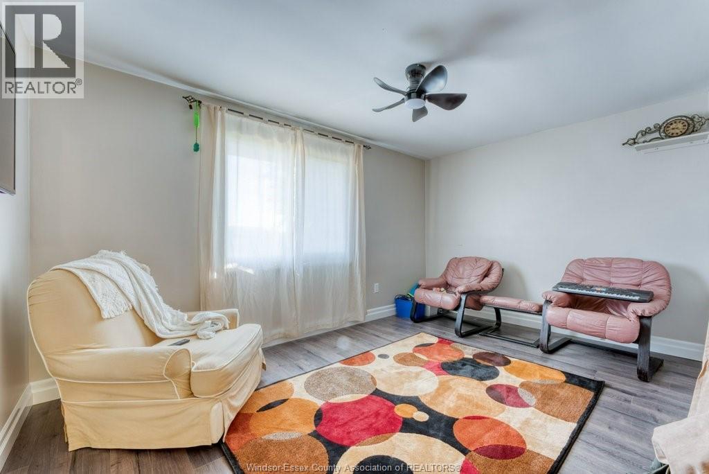2954 RUSHTON DRIVE - 17