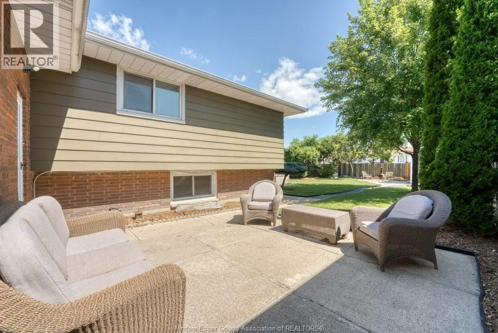 2954 RUSHTON DRIVE - 39
