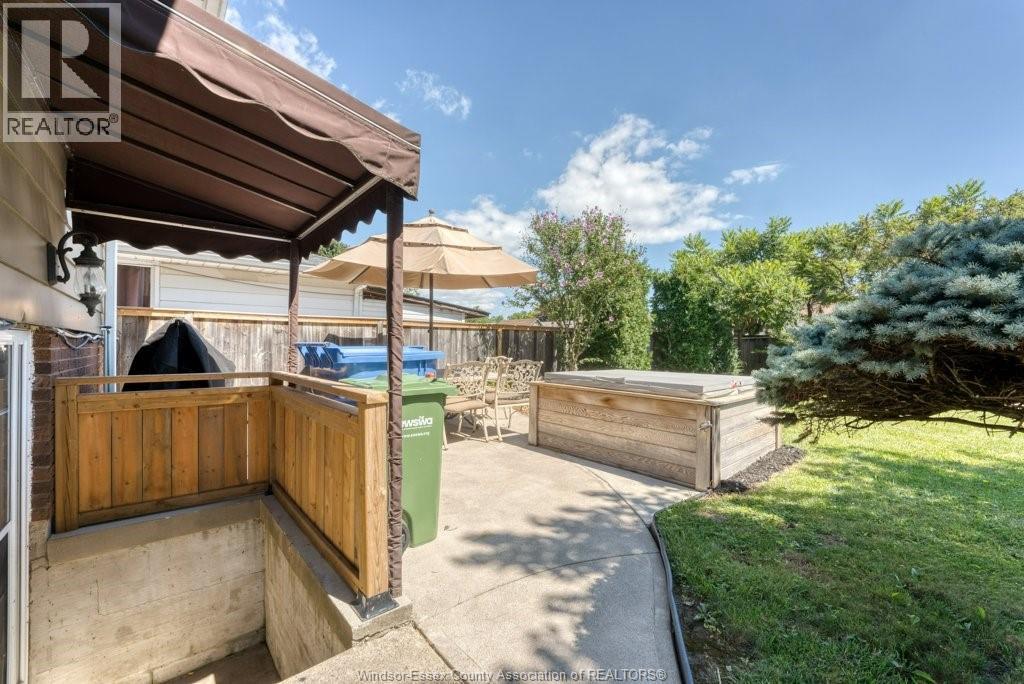 2954 RUSHTON DRIVE - 42