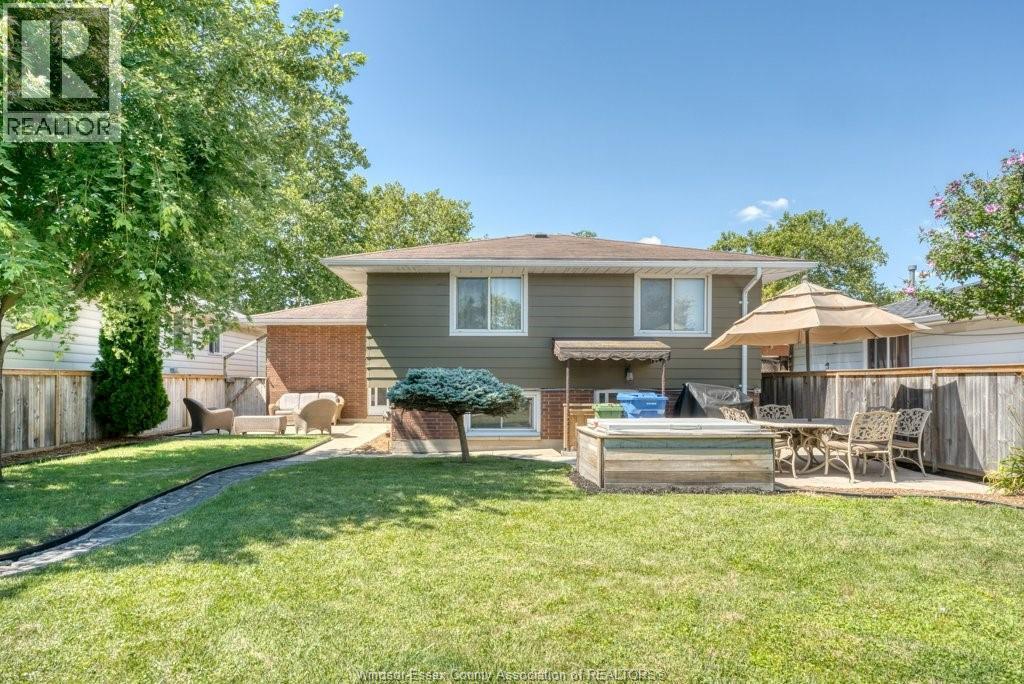 2954 RUSHTON DRIVE - 47