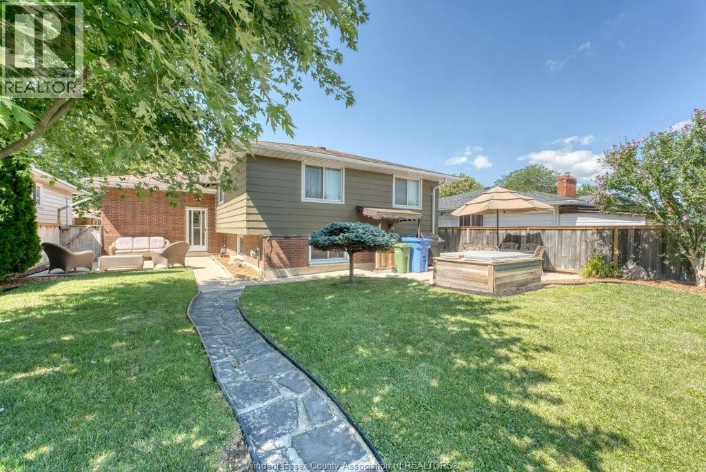 2954 RUSHTON DRIVE - 48