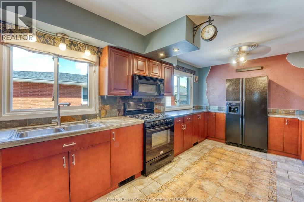2954 RUSHTON DRIVE - 9
