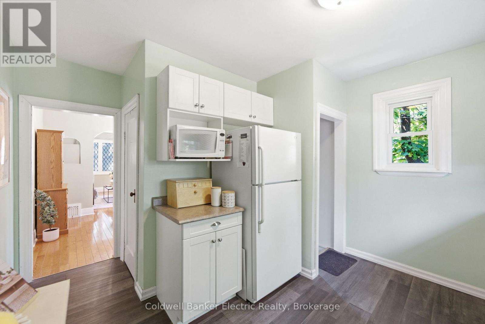 1228 KENNETH AVENUE - 11