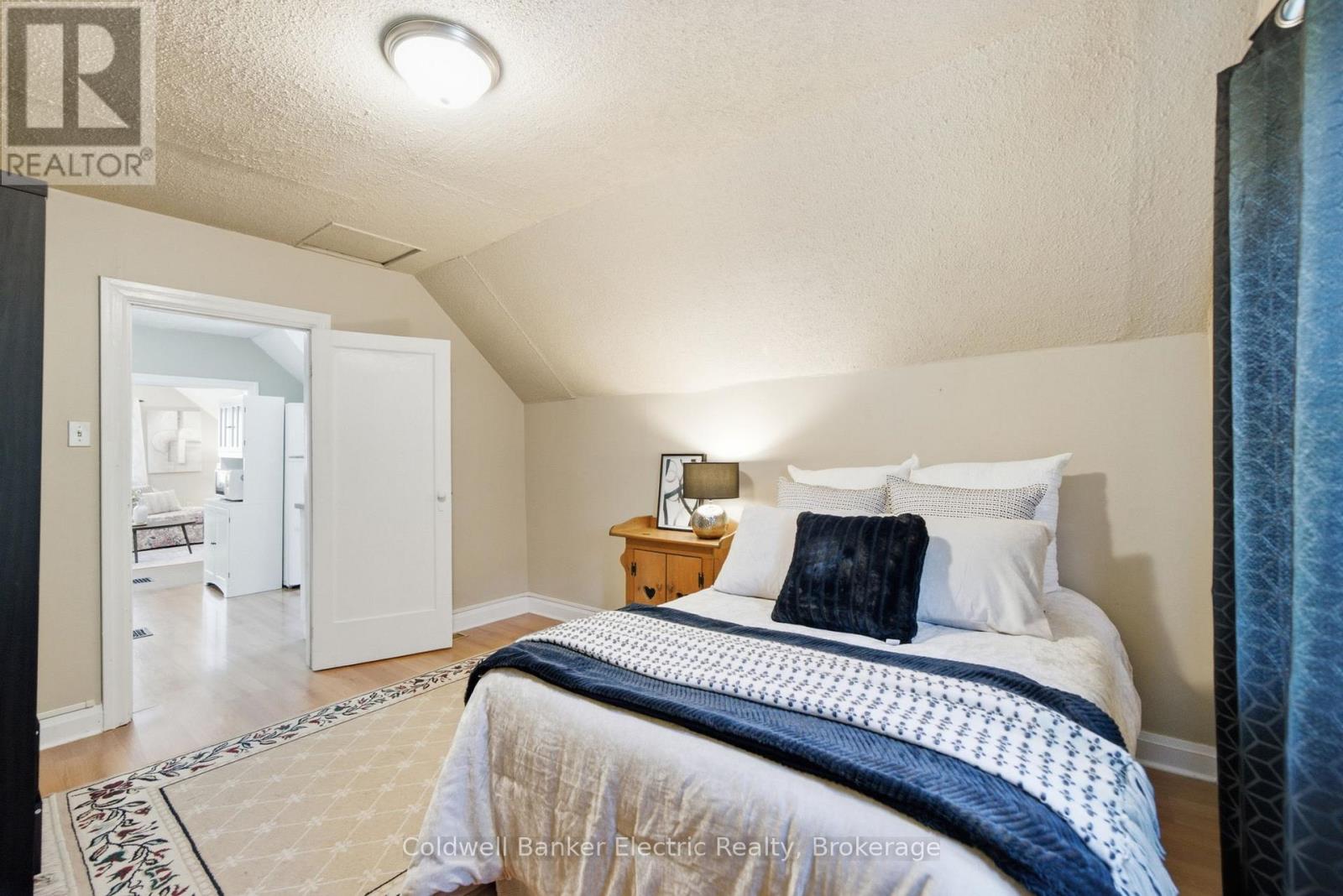 1228 KENNETH AVENUE - 24