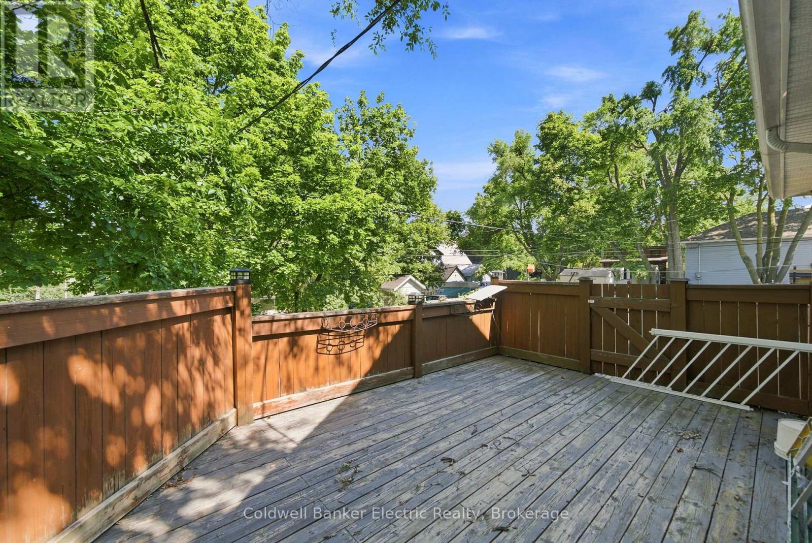 1228 KENNETH AVENUE - 29