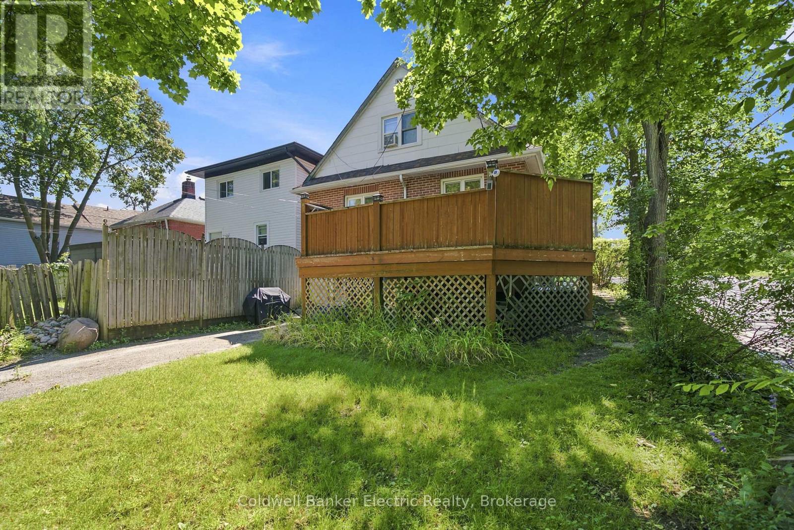 1228 KENNETH AVENUE - 31