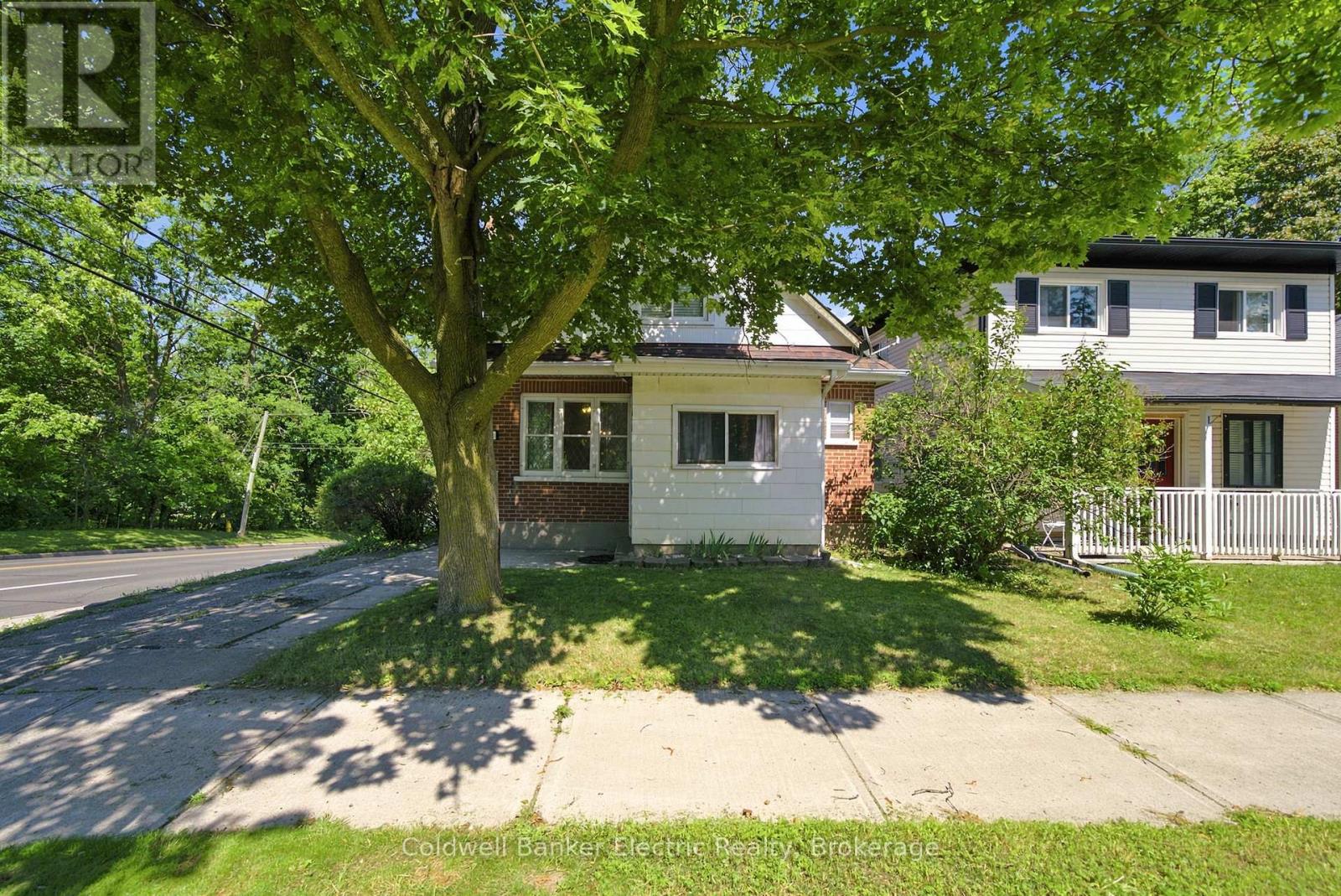 1228 KENNETH AVENUE - 34