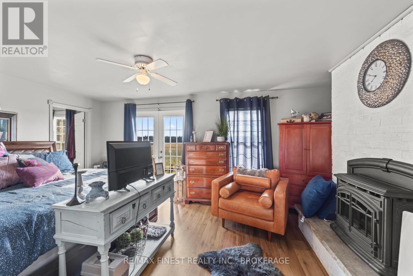 1990 SWITZERVILLE ROAD - 16