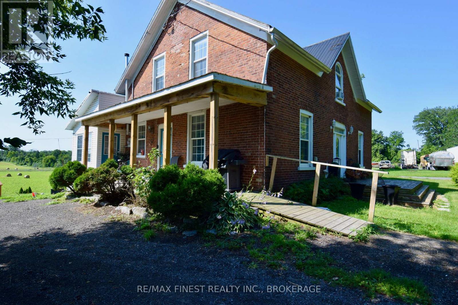 1990 SWITZERVILLE ROAD - 2