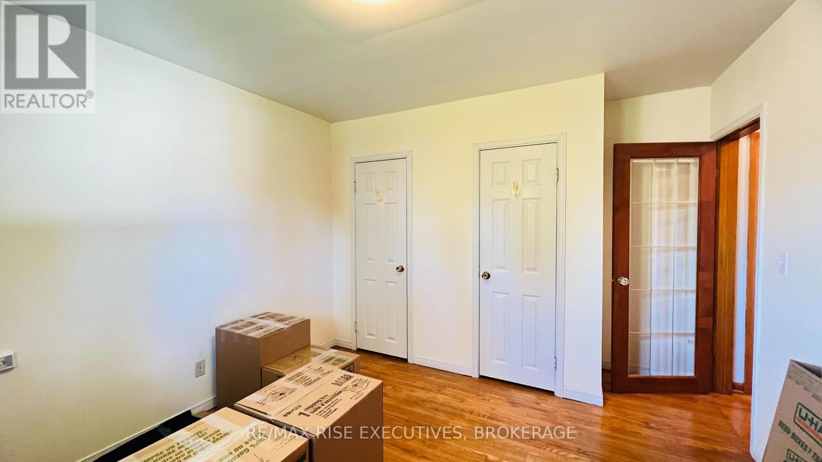 61 CONACHER DRIVE - 23