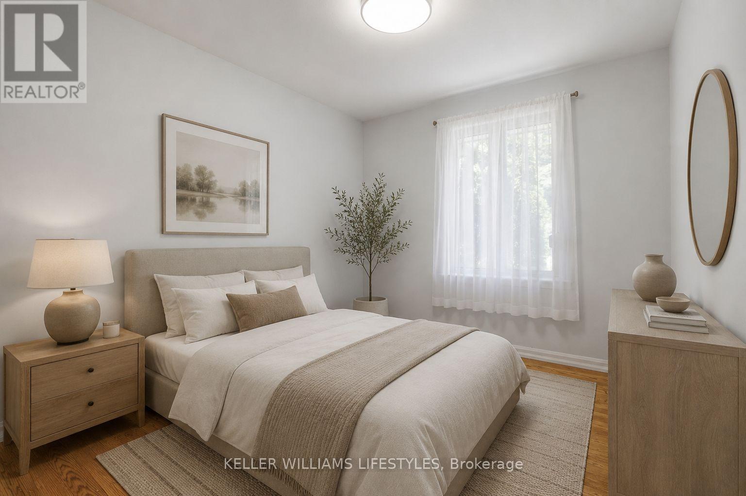 15 HAWKESBURY AVENUE - 11