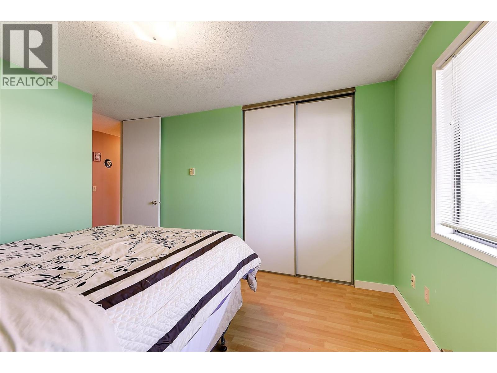 102 215 Mills Road, Kelowna
