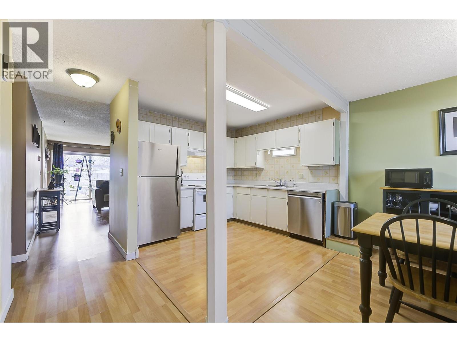 102 215 Mills Road, Kelowna