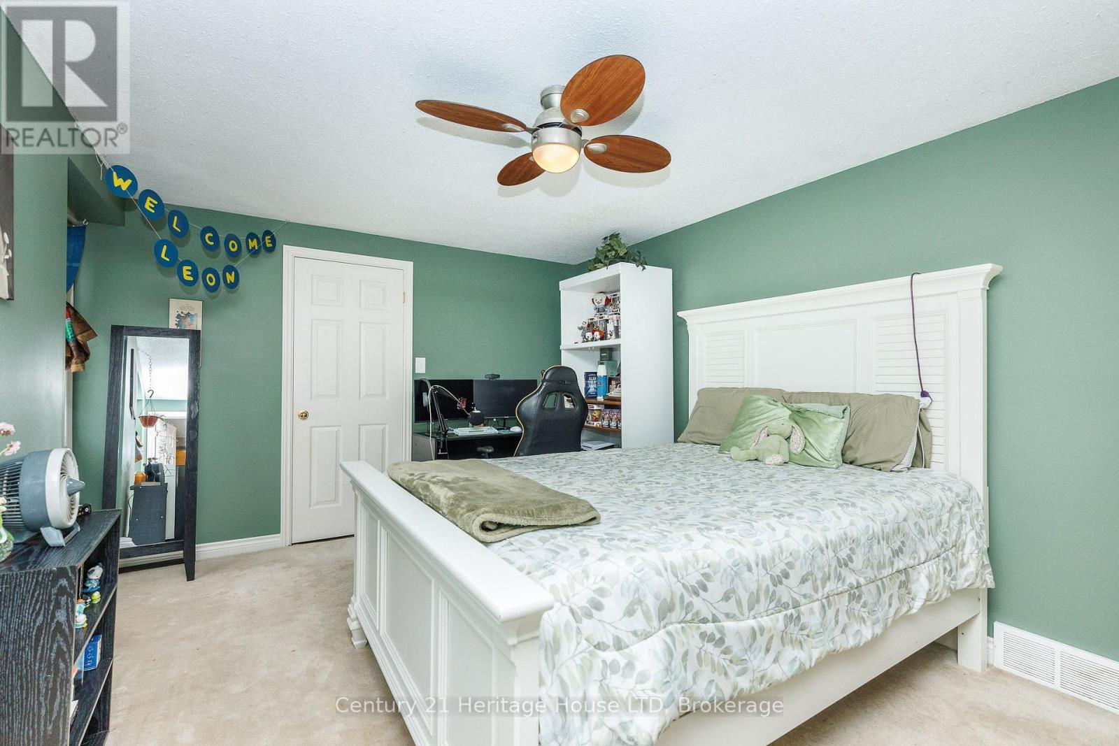 688 DAYTONA DRIVE - 19